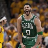 Jayson Tatum et les Celtics mènent 3-0 face aux Pacers KEYSTONE/AP/Michael Conroy